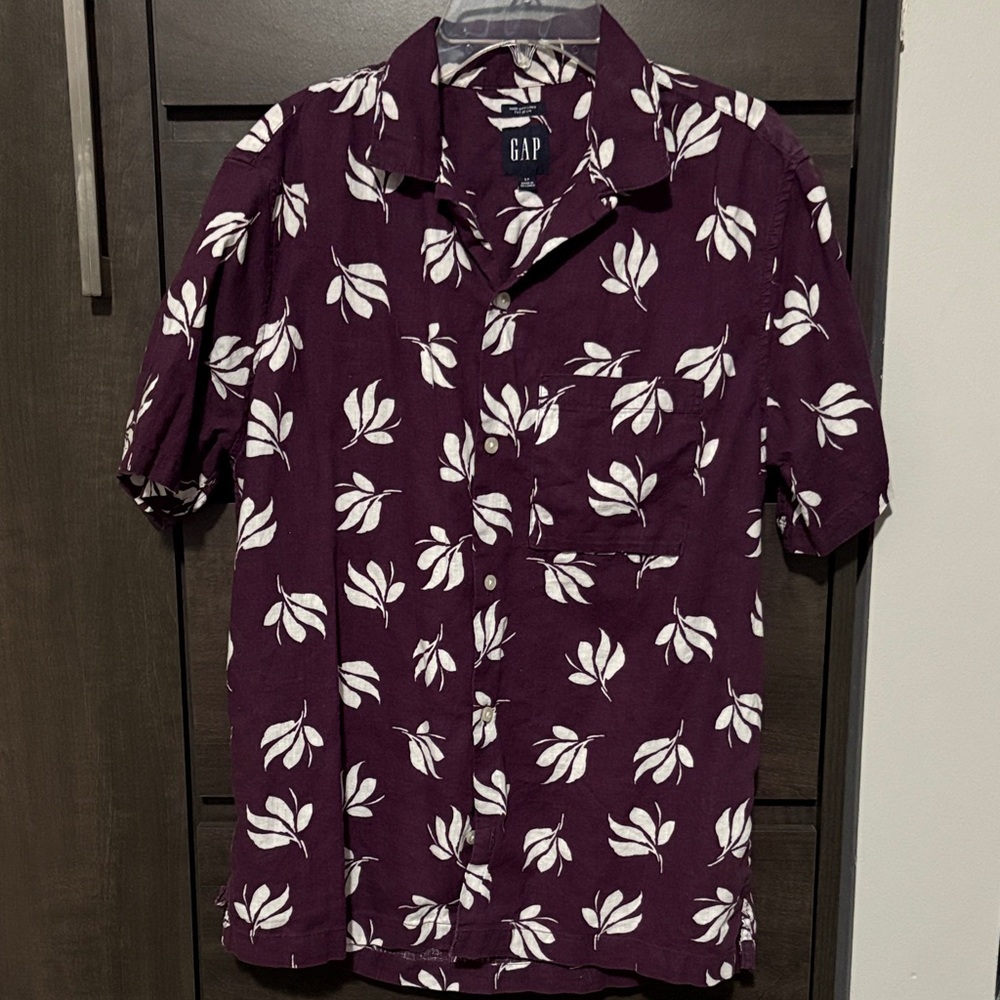 GAP Men's Dark Purple Shirt with White Leaf Pattern
